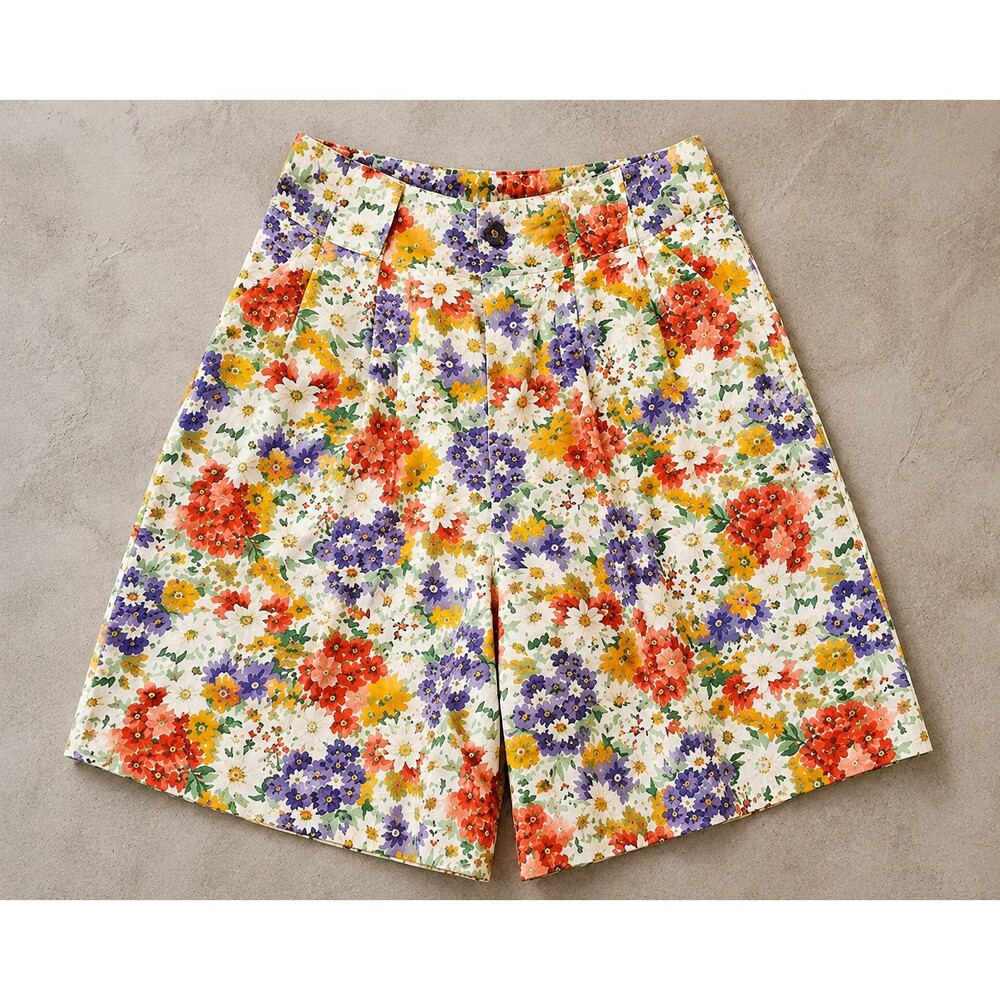 Vintage LizSport Floral Bermuda Shorts Womens 29 High Rise Pleated Cotton